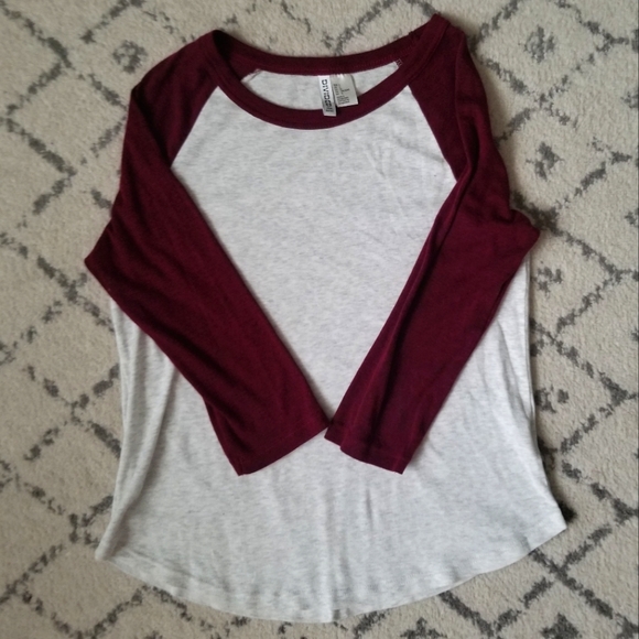 H&M Divided Baseball Tee Bundle of 2 Sz L - Picture 7 of 12